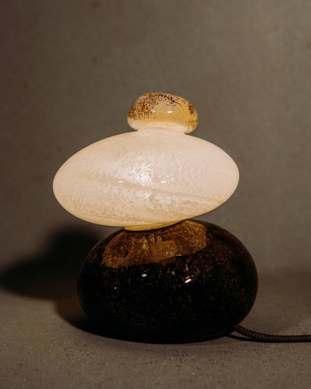 The sculptural lamp from the Untitled Series