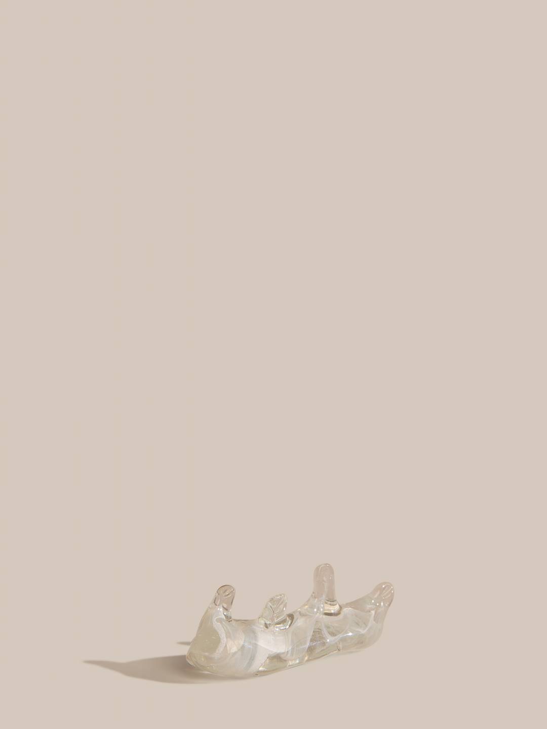 Glass Chopstick Rest PLAITE