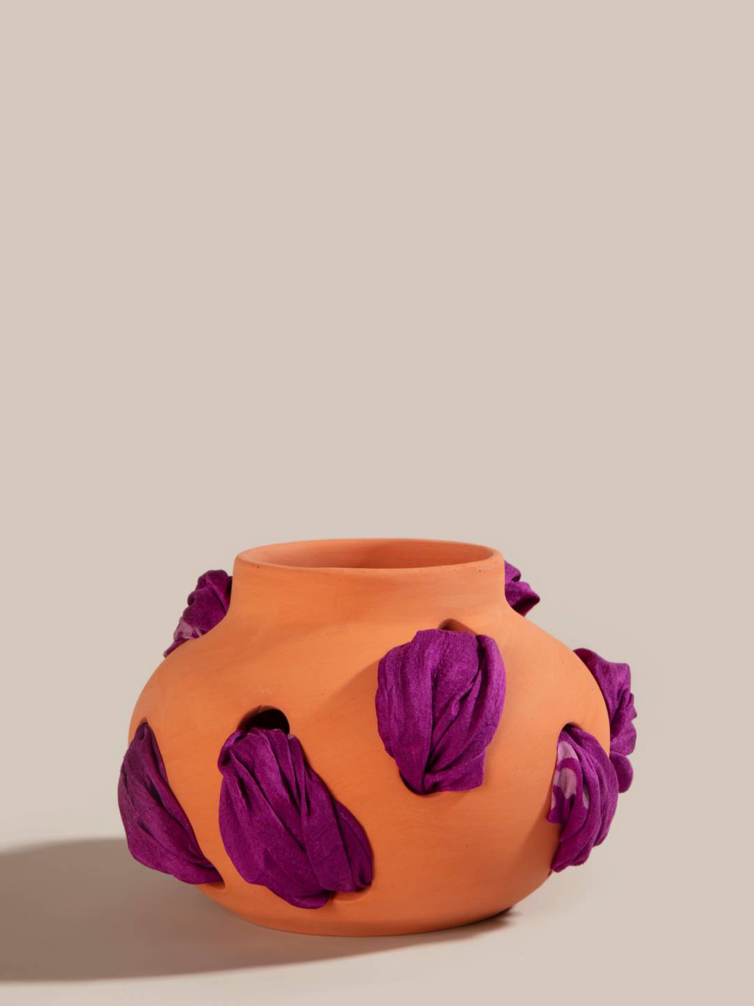 Izafeh Vase Violet Silk small