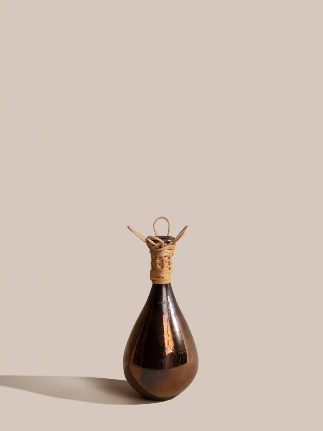 Decorative Vase PLAITE with Knotted Neck