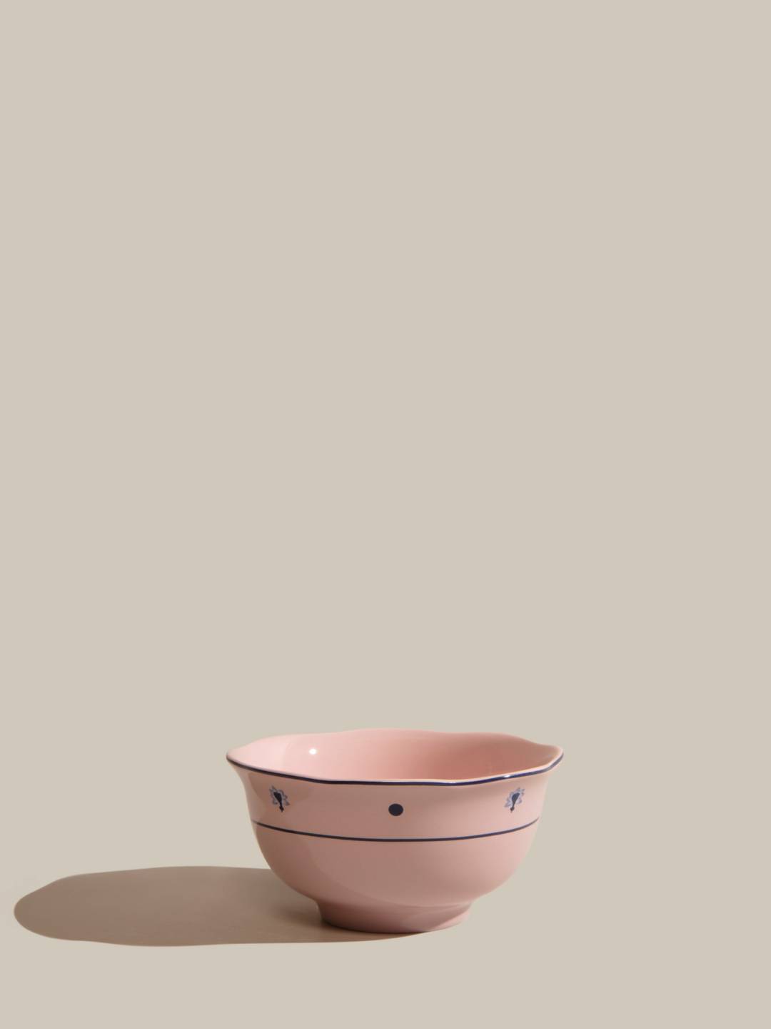Sheki Khan Lions gravy boat blush rose