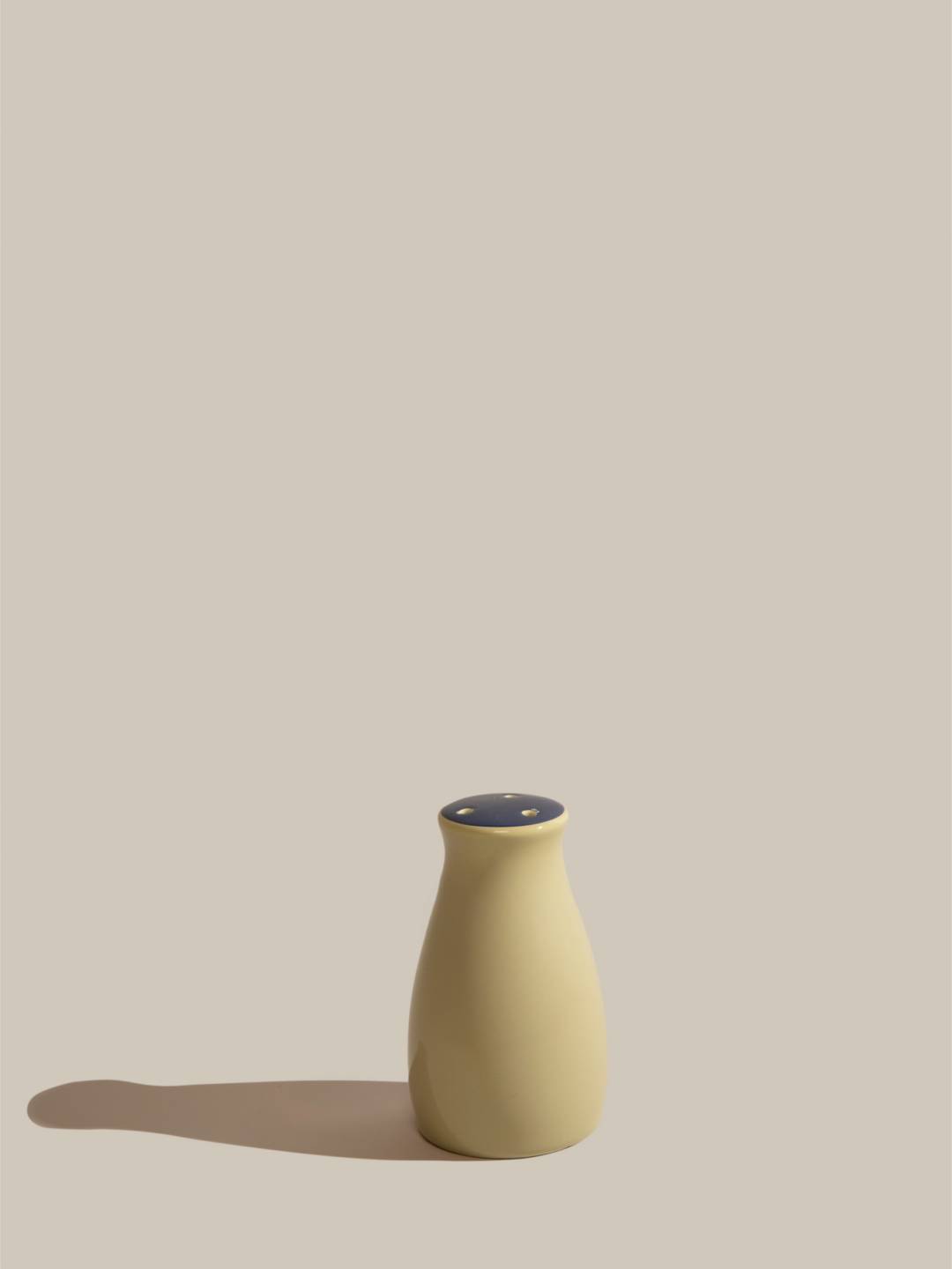 Sheki Khan Lions pepper shaker silken almond